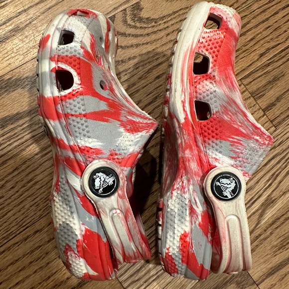 Crocs Children’s size 10 - Picture 2 of 4